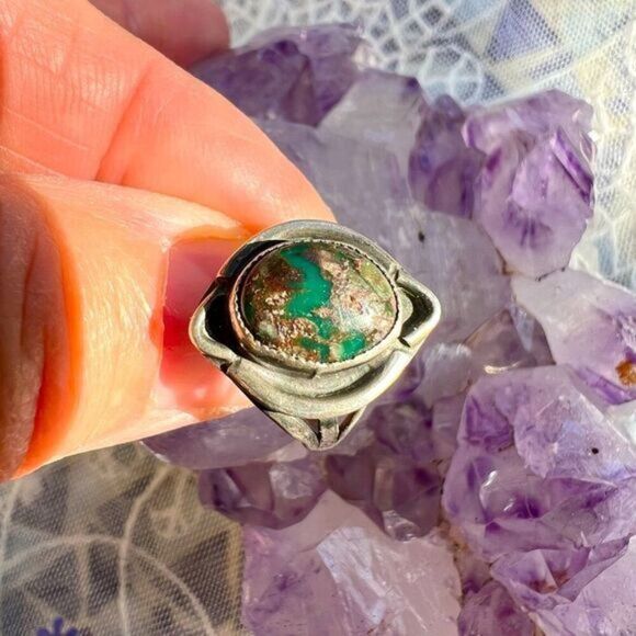 Vintage Natural Turquoise & Sterling Native Ring - Picture 2 of 11